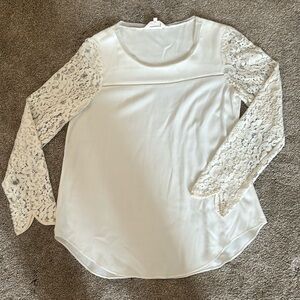 Excellent condition! Rebecca Taylor Long Sleeve Lace Mix Top